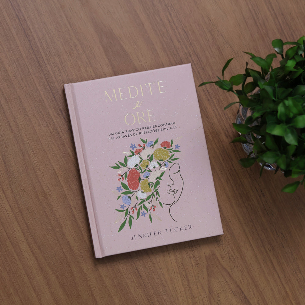 Medite e Ore | Jennifer Tucker